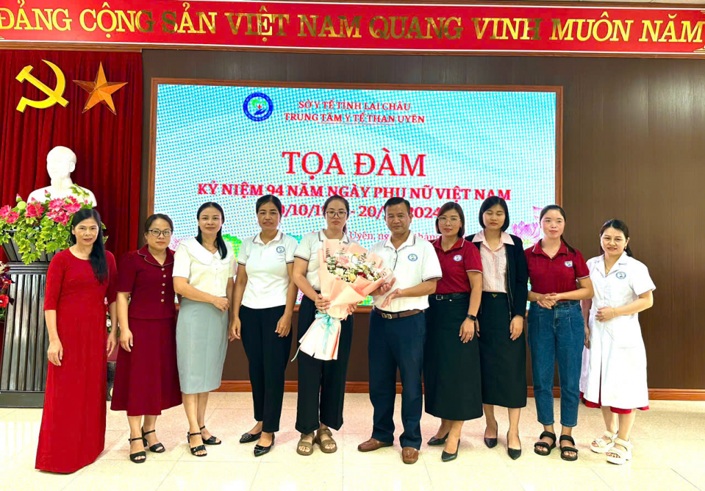 Trung tâm Y tế Than Uyên tổ chức tọa đàm kỷ niệm 94 năm ngày thành lập Hội Liên hiệp Phụ nữ Việt Nam 20/10