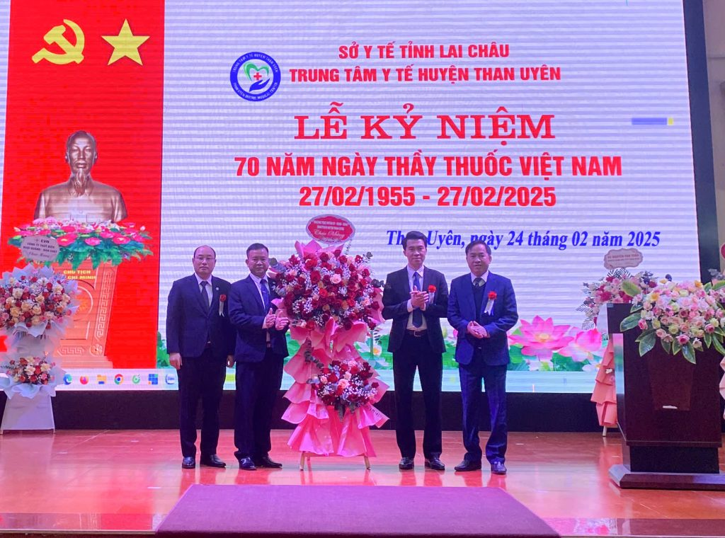 Huyện Than Uyên kỷ niệm 70 năm ngày Thầy thuốc Việt Nam (27/2/1955-27/2/2025)