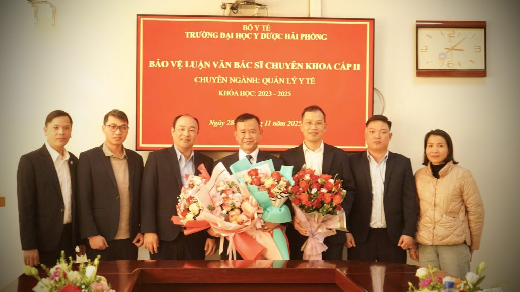 🏥 Trung tâm Y tế Than Uyên Xin chúc mừng 🎉nồng nhiệt và sâu sắc nhất đến TTƯT. Vũ Văn Quang bảo vệ thành công Luận văn Bác sĩ chuyên khoa II với kết quả Xuất sắc.