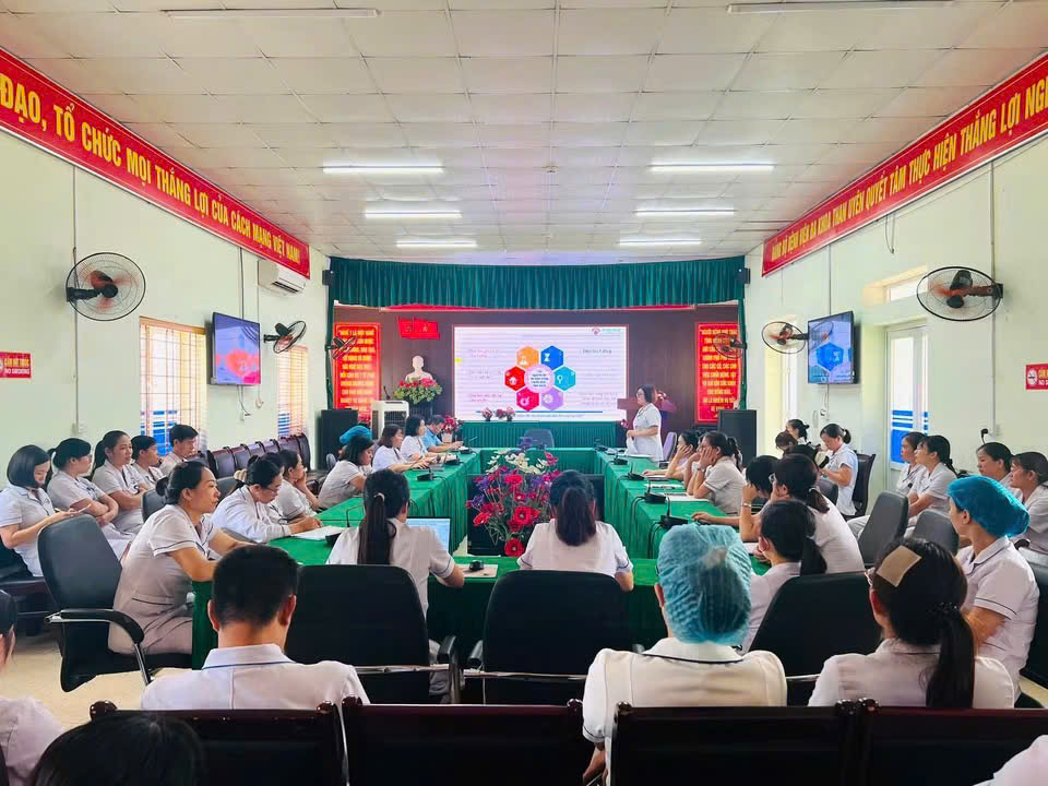 BỆNH VIỆN TỔ CHỨC TẬP HUẤN “THỰC HÀNH AN TOÀN TIÊM TRUYỀN NĂM 2026”